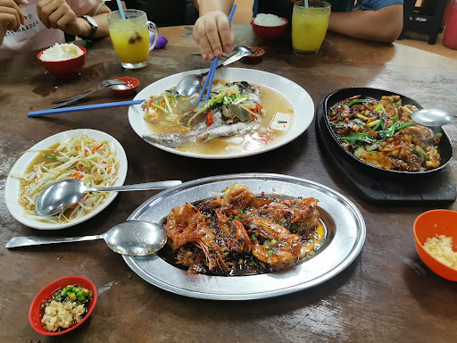 Ee Lo • 一而海鲜餐厅