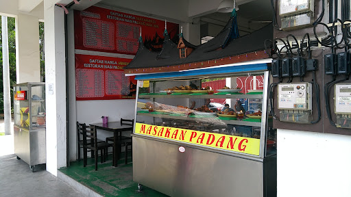 Masakan padang mak win