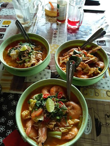 Kedai Kak Dah Masakan Panas Hujung Muara