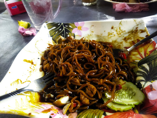 Kedai Makan Terapung