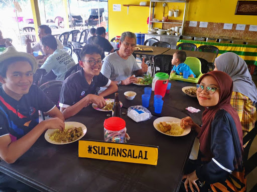Sultan Salai - Daging Salai, Itik Salai, Siput Sedut Masak Lemak @ Simpang Ampat, Melaka