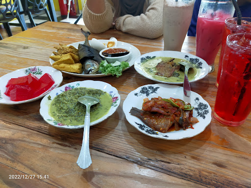 MR Cafe & Restaurant