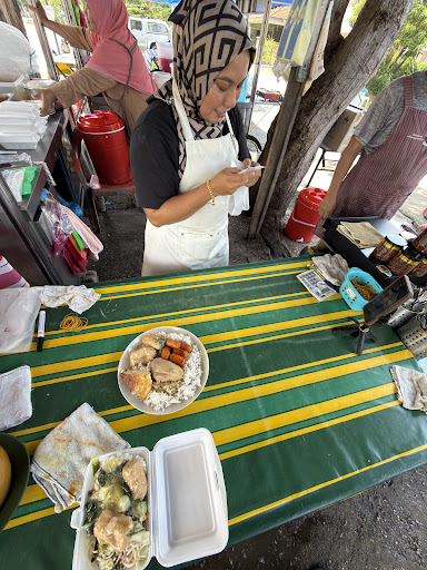 Kedai Makan Bawah Pokok