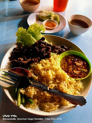 RESTORAN YANA ARAYA TOMYAM