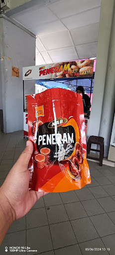 Kuih Peneram Panas Panas