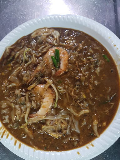 Azimie Station (Char Kuey Teow,Nasi Ayam Singapore,dan masakan panas)