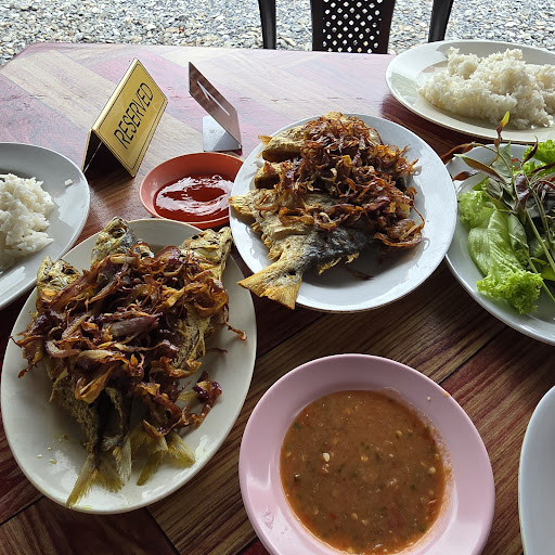 Teratak Sembilang Gulai Panas Claypot