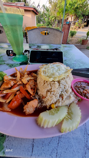 Repoh Seafood Masakan Panas Ala Thai