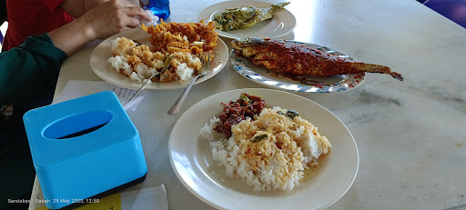 RUMAH MAKAN PADANG