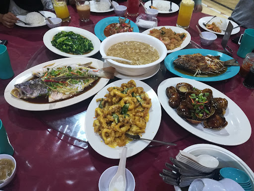 Sri Titingan Seafood Restaurant