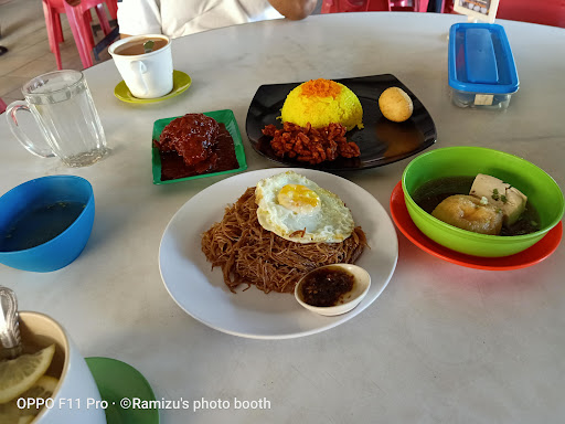 House of Nasi Kuning Tawau Restoran Haji Tamrin