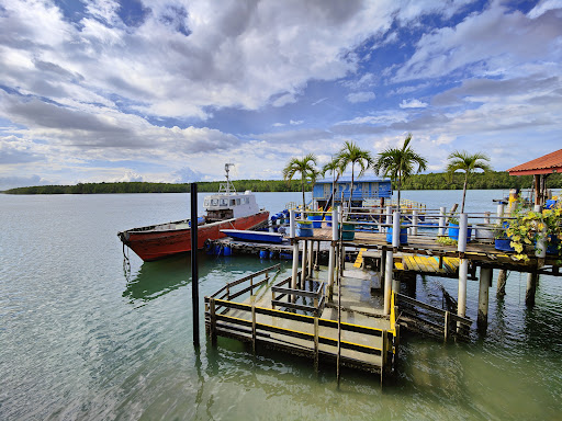 EKA Pulau Ketam Fishing Home and Restaurant