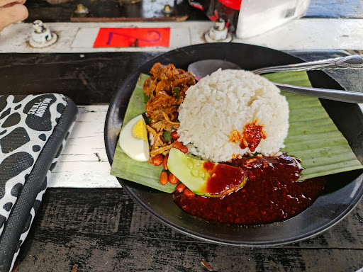 Ayangs Kitchen Nasi Lemak Kerang
