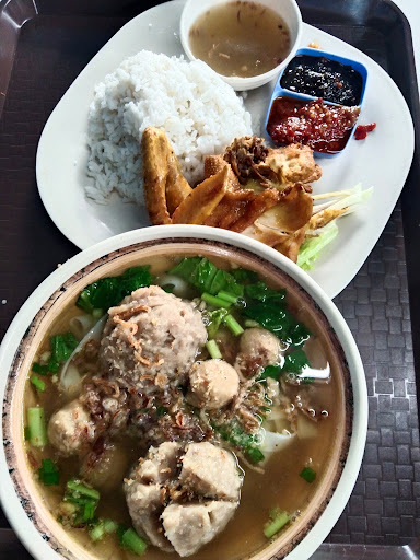 Gerai Makan Man Komando
