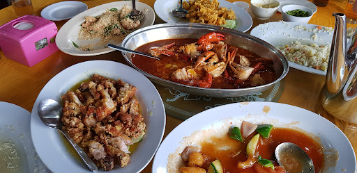 Qun Hua Kuala Selangor Seafood Restaurant