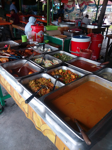 Kak Pah Nasi Berlauk