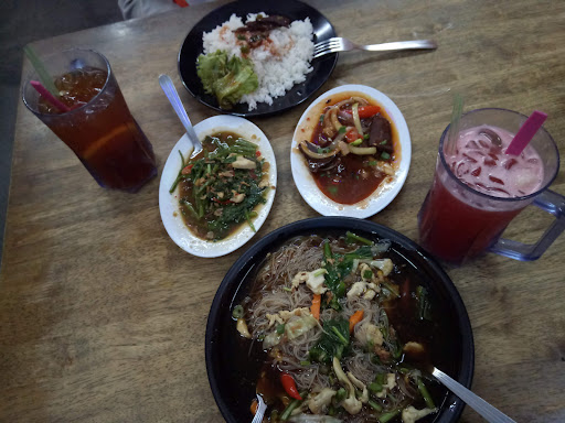 Sarina Seafood 2