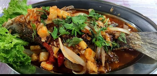 Rizqi Albab (Masakan Panas Ala Thai)