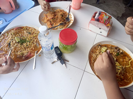 Warung Sam Ros Masakan Panas