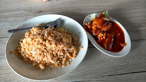 Warung Besi Nasi Ayam Berlada