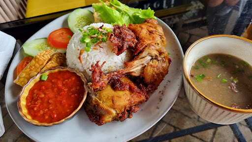 Kefi Farm Cafe