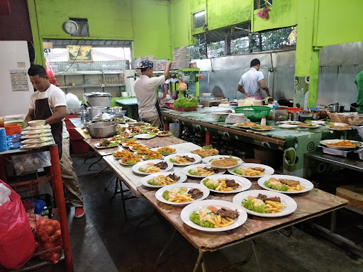 Fauzi LY Seafood & Western