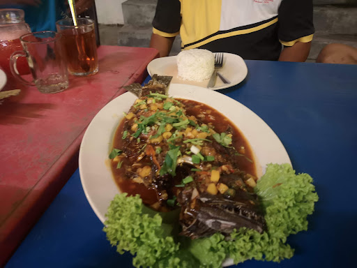 RESTORAN DUEN DEE SAEFOOD