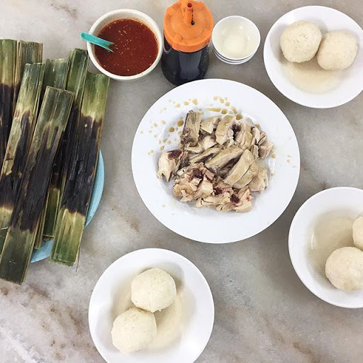 日发鸡饭粒 Kedai Makanan dan Minuman Jit Fat