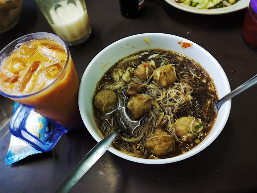 Warung Boyan (Kubur Cina)