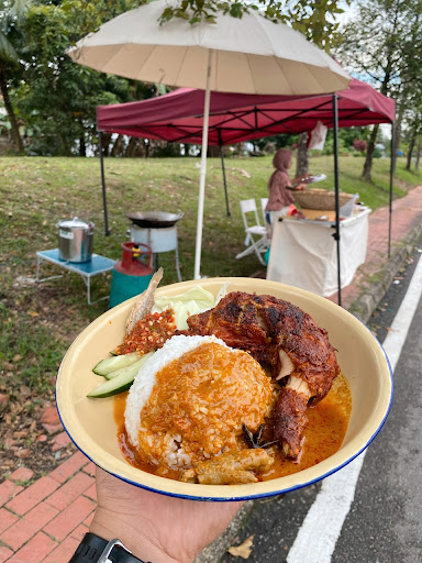 Nasi Gulai Isteri