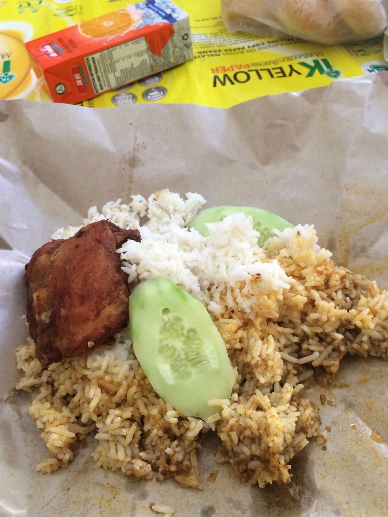 kedai makan pohon tanjung