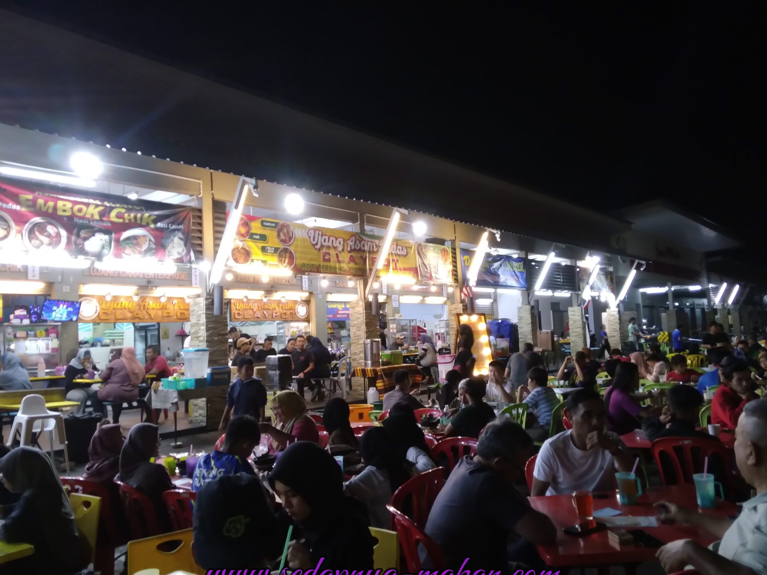 medan selera pasar borong scaled