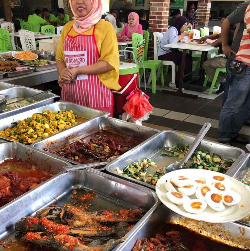 warung lauk pilihan akok panas