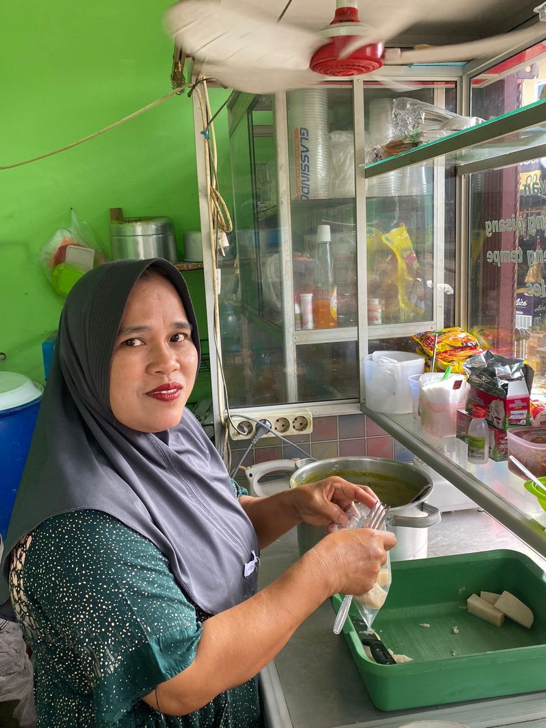 warung makan pagi